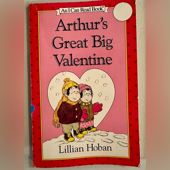 Valentines Bundle - 5 read aloud paperback books AND 1 heart plush - Picture 5 of 7